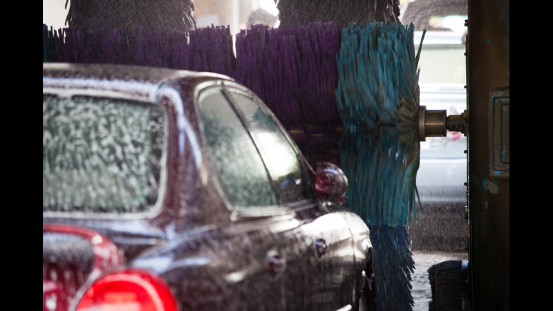 How Opting for Car Wash Touchless in Placentia, CA, Saves Time