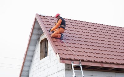 Key Signs You Need a Commercial Roofing Contractor in Lancaster, OH, for Repairs