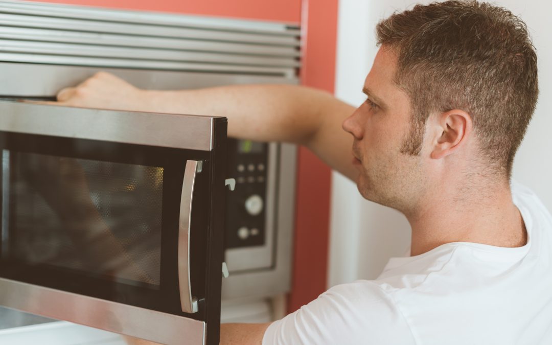 Find Modern Kitchen Solutions With a Built-In Microwave, San Diego, CA Homeowners Trust